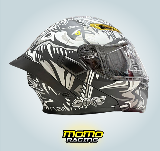 03 QIKE helmet (XL)